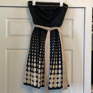 Very good condition, The Limited strapless dress, size 8 with built-in liner